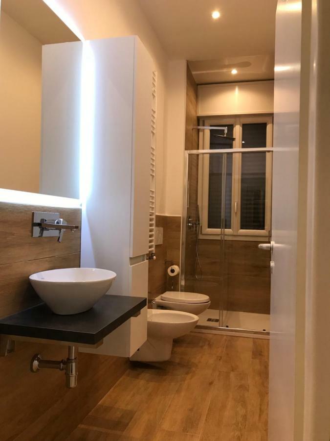 Riva Reno 54 Rooms Bologna Exterior photo