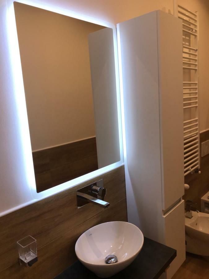 Riva Reno 54 Rooms Bologna Exterior photo